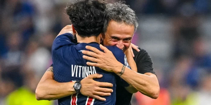 Luis Enrique Yakin Cadangan PSG Siap Mengisi Kekosongan Saat Vitinha Cedera