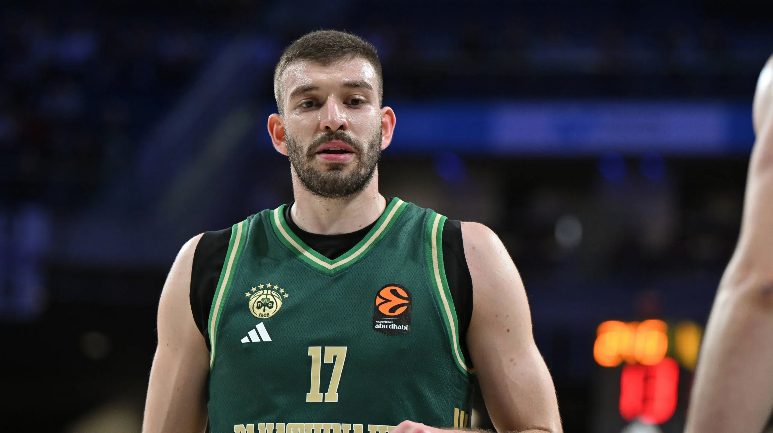 Nikos Rogkavopoulos Balas Sindiran Jean Montero, Buktikan Keberaniannya di Playoff EuroLeague 2026