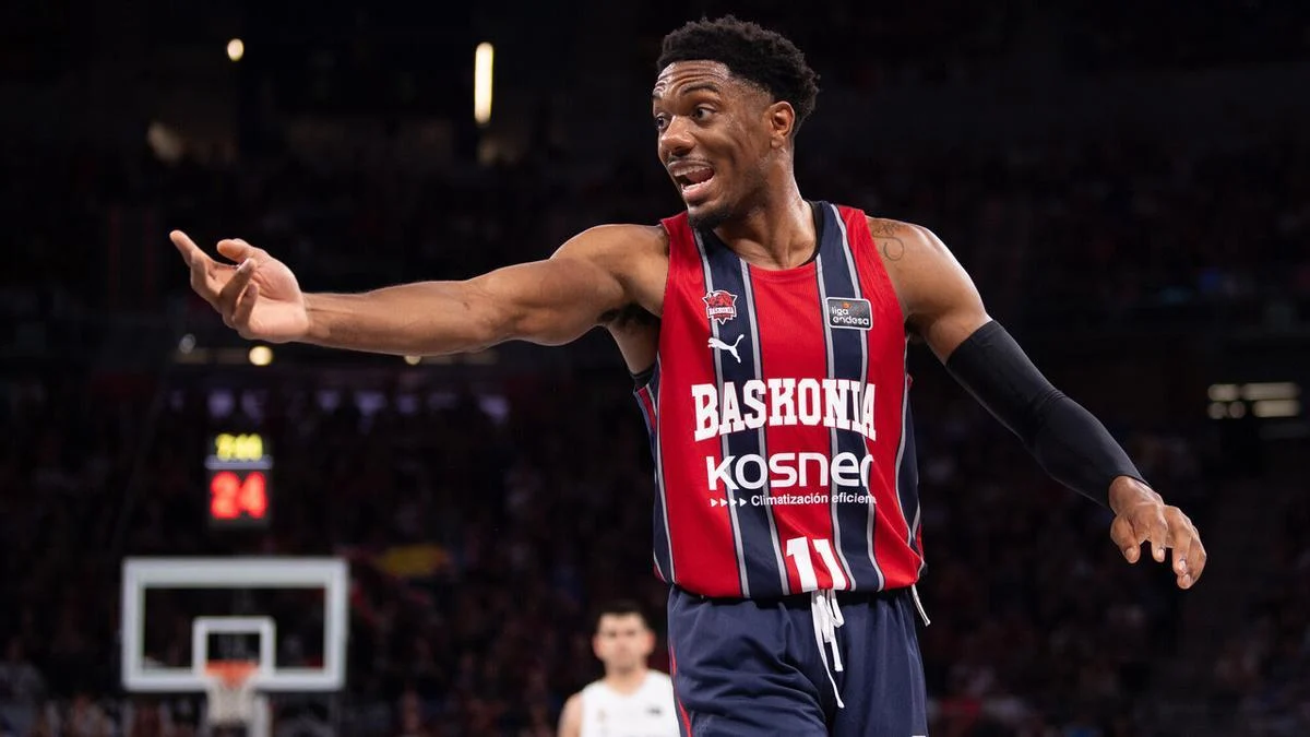 Paolo Galbiati Tegaskan Trent Forrest Tidak Akan Bergabung ke Fenerbahçe, Fokus Baskonia di Liga Endesa