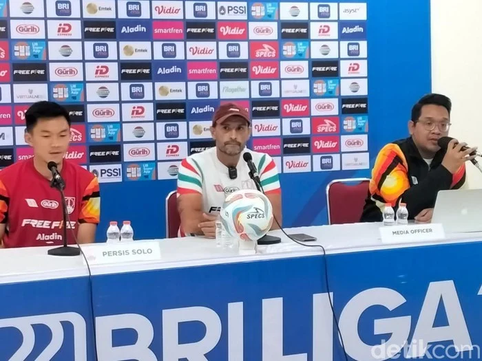 Pelatih Persis Solo Kritis, Sebut Penampilan Tim Musim Ini Jadi yang Terburuk