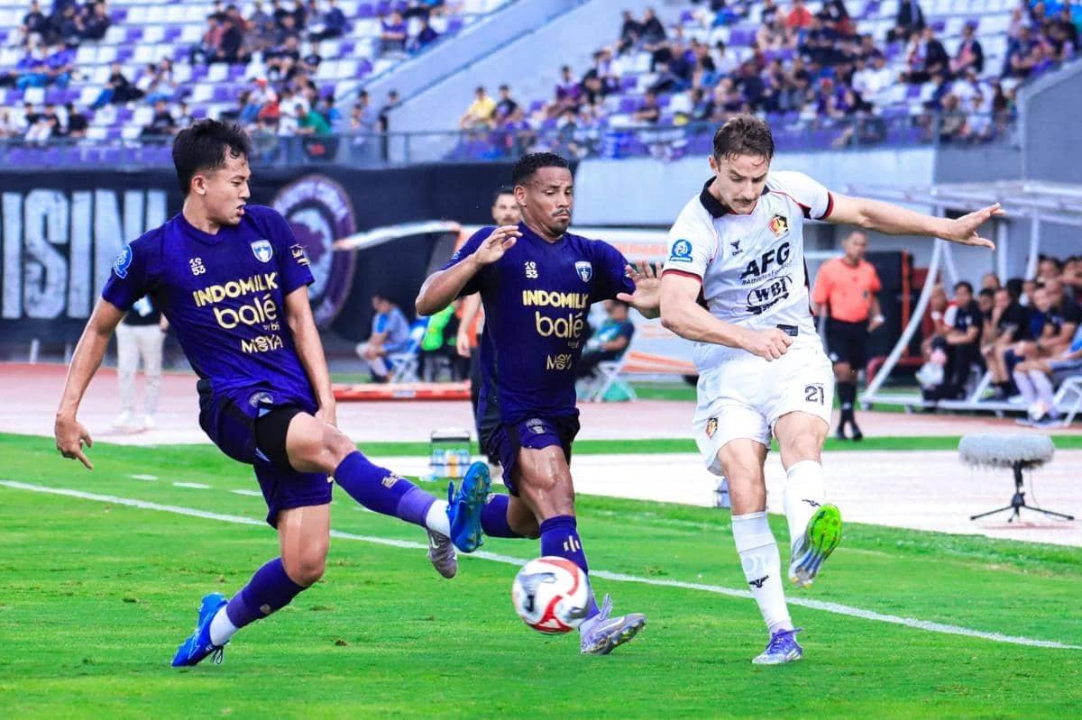 Persik Kediri Perkuat Barisan Belakang Menyongsong Duel Melawan Persita Tangerang Persik Kediri Perkuat Barisan Belakang Menyongsong Duel Melawan Persita Tangerang