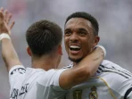 Real Madrid Tegaskan Tidak Akan Lepas Trent Alexander-Arnold Meski Musim Penurunan