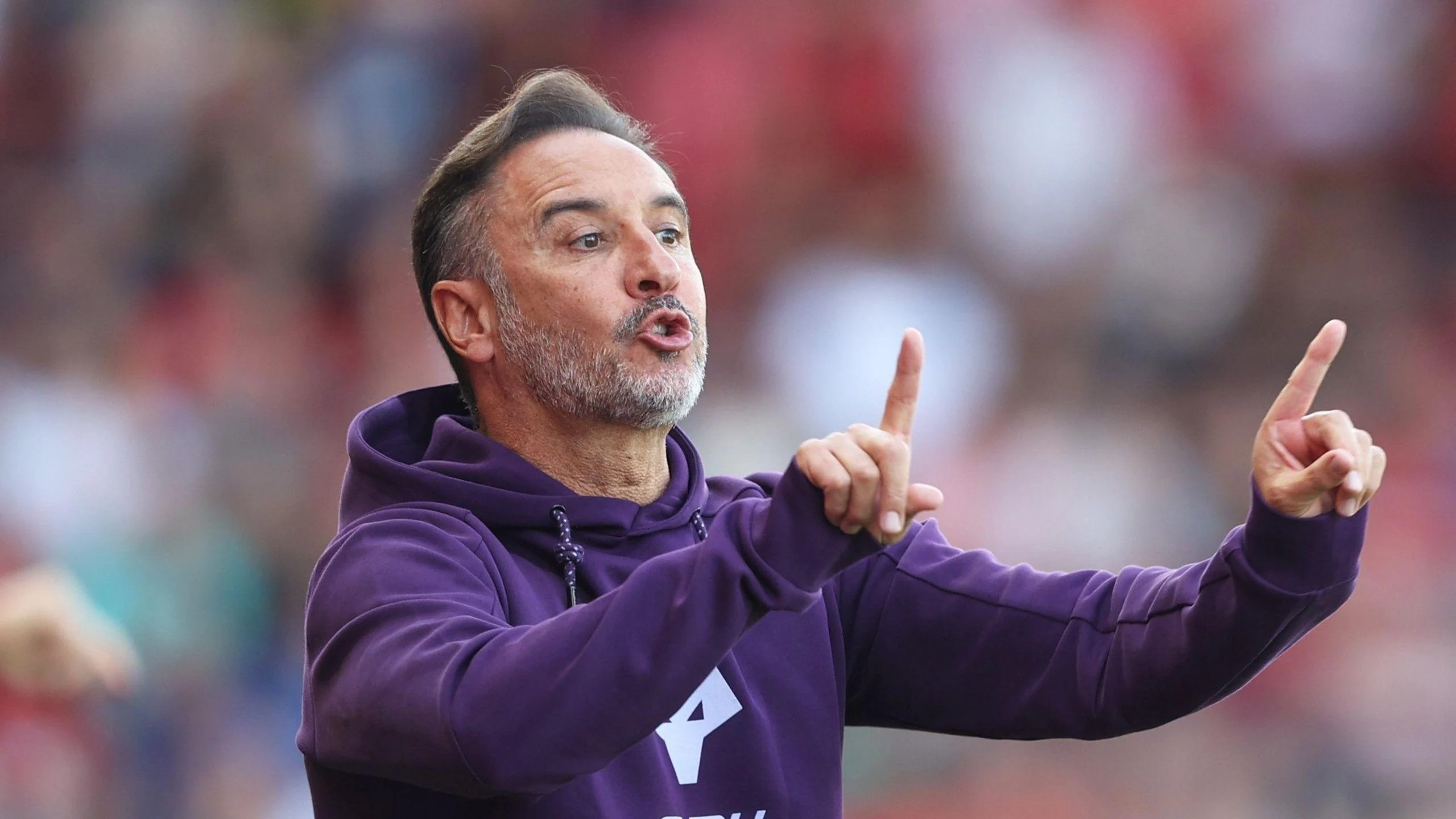 Vitor Pereira Desak Nottingham Forest Tunjukkan Kebersamaan Solid Hadapi Burnley