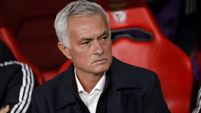 Mourinho Tolak Rumor Kembali ke Real Madrid: Pernyataan Mengejutkan Sang Pelatih