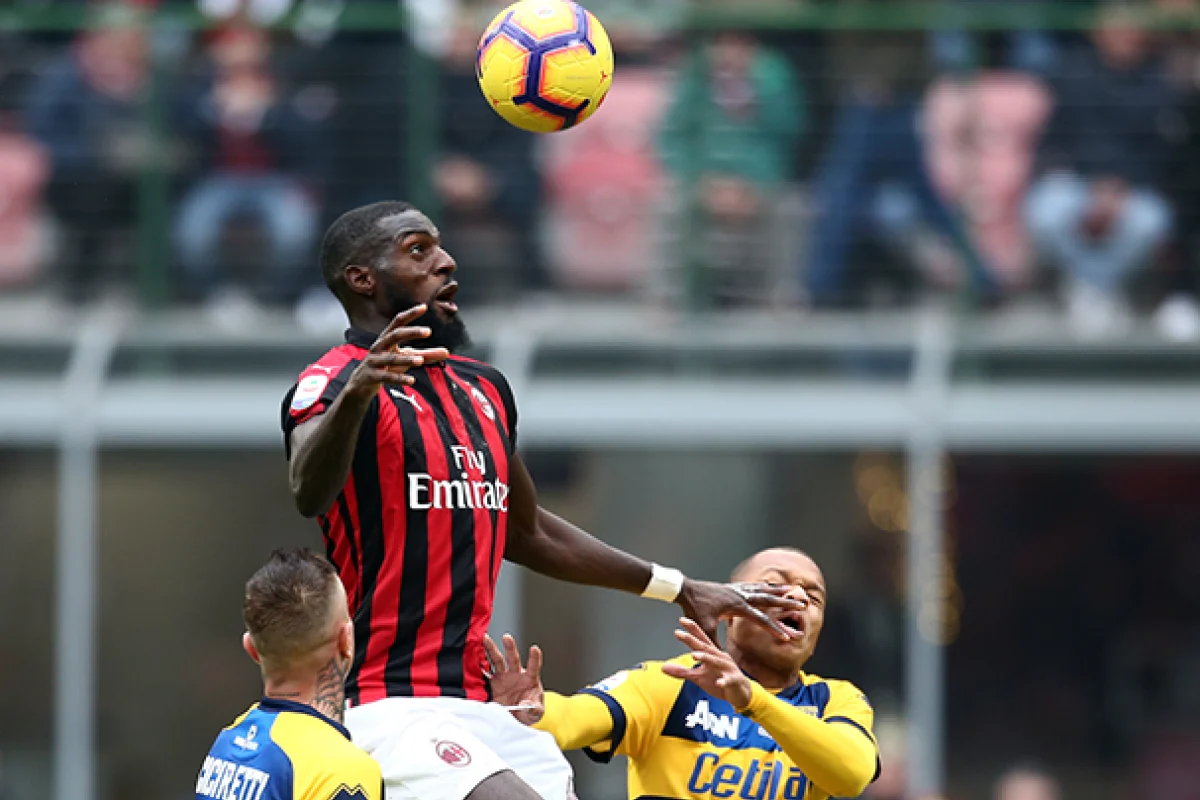 Pemain Pinjaman AC Milan Kebanyakan Mengecewakan, Kecuali Samuel Chukwueze