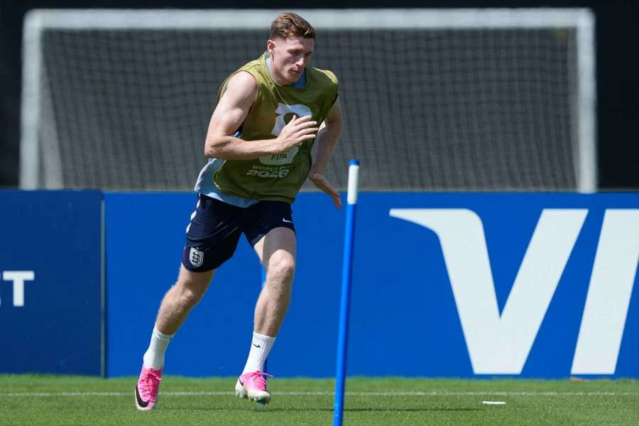 Anderson Siap Menunjukkan Kemampuan Baru Setelah Transfer Besar ke Manchester City Anderson Siap Menunjukkan Kemampuan Baru Setelah Transfer Besar ke Manchester City