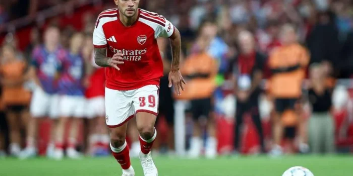 Arteta Siap Meletakkan Guimaraes di Awal Linup Arsenal