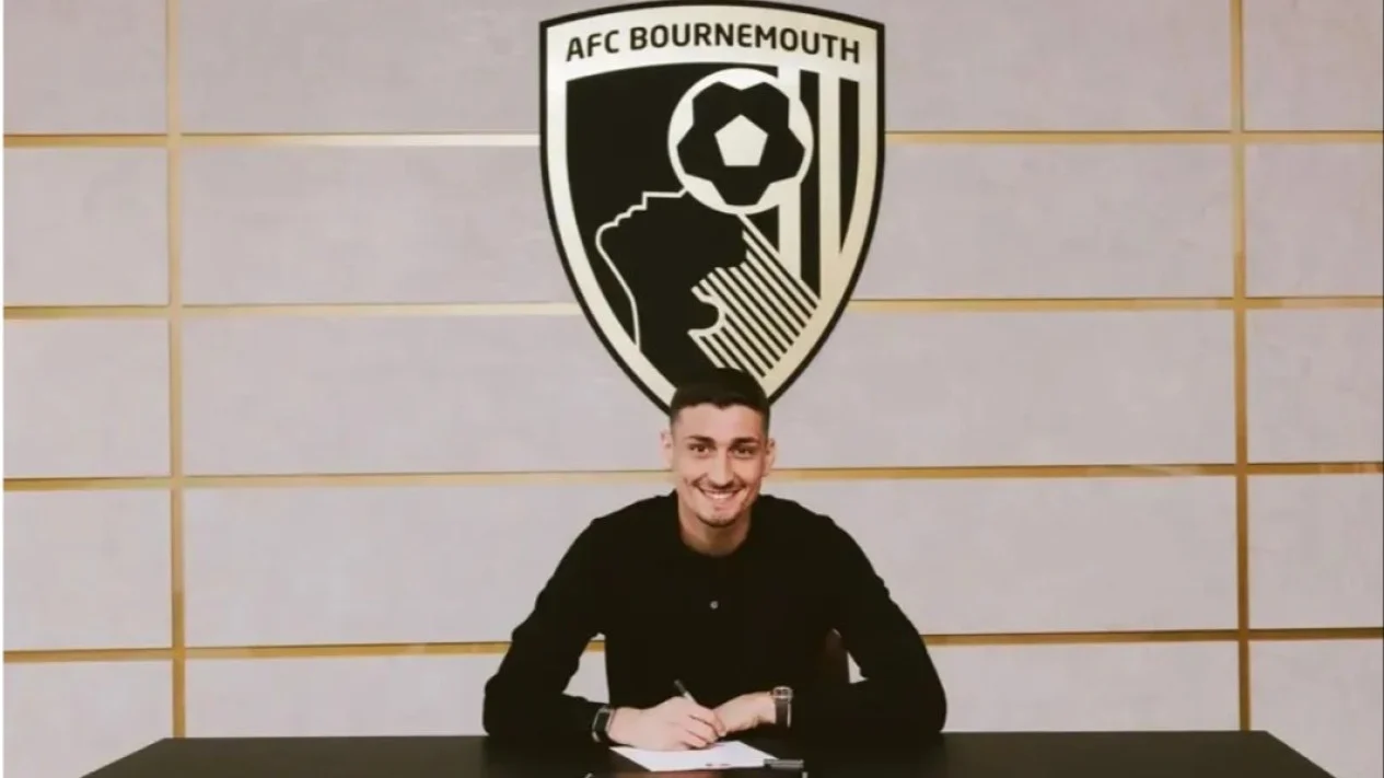 Bournemouth Resmi Mengumumkan Penandatanganan Antonio Silva: Mentalitas untuk Menang Bournemouth Resmi Mengumumkan Penandatanganan Antonio Silva: Mentalitas untuk Menang
