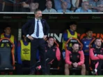 Derek McInnes Tegaskan Rangers Bermain dengan Api karena Kekurangan Banteng Belakang Derek McInnes Tegaskan Rangers Bermain dengan Api karena Kekurangan Banteng Belakang