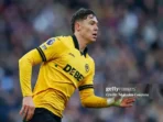 Leeds United Ajukan Tawaran Resmi untuk Orlando Gill: Apa yang Membuat Penjaga Gawang Ini Menarik?