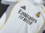 Real Madrid Resmi Meluncurkan Jersey Anyar Ketiga, Warna Merah Muda Kembali Hadir Real Madrid Resmi Meluncurkan Jersey Anyar Ketiga, Warna Merah Muda Kembali Hadir