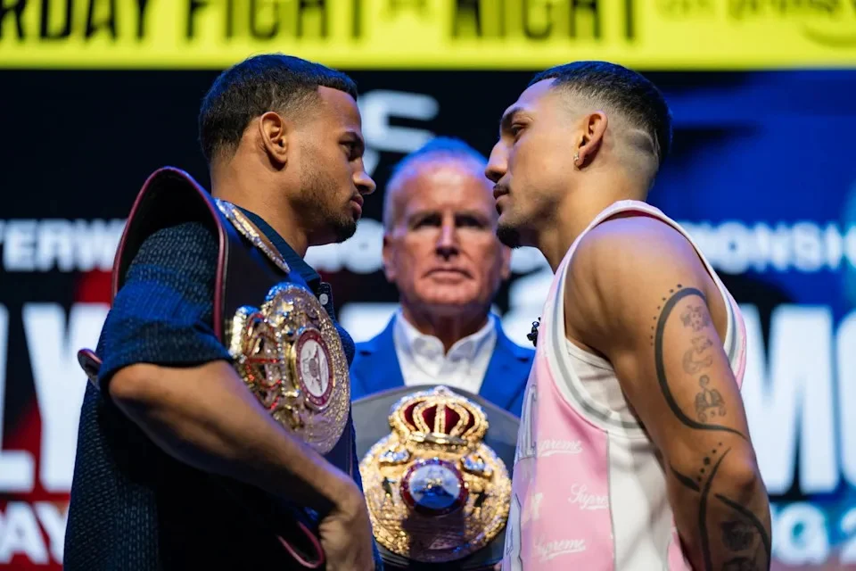 Teofimo Lopez Siap Merebut Gelar WBA dari Romero